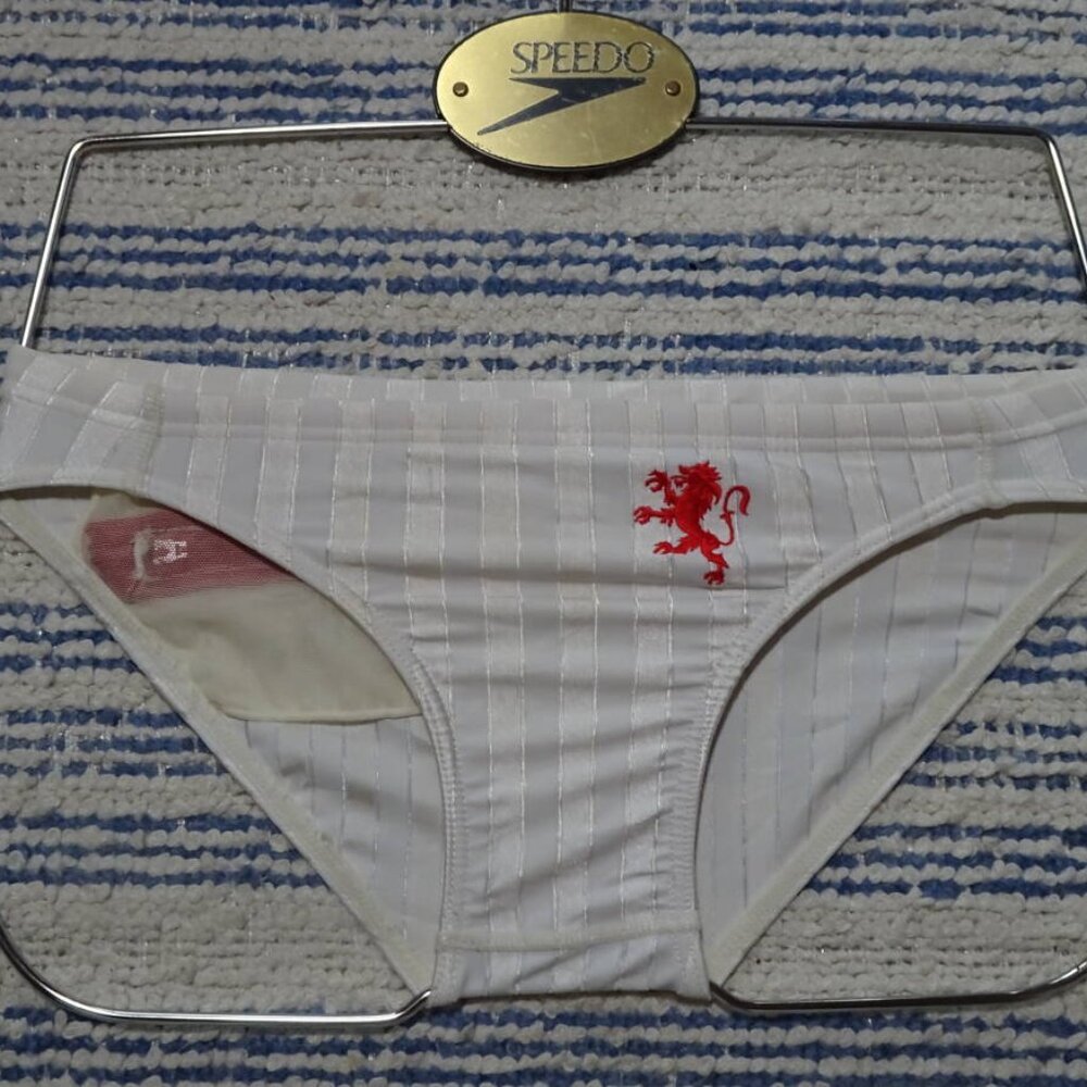 RARE VINTAGE GOOD MEN WEAR WHITE SWIM BRIEF, ASIAN SIZE "S", 28"-30",(Pre-Owned)